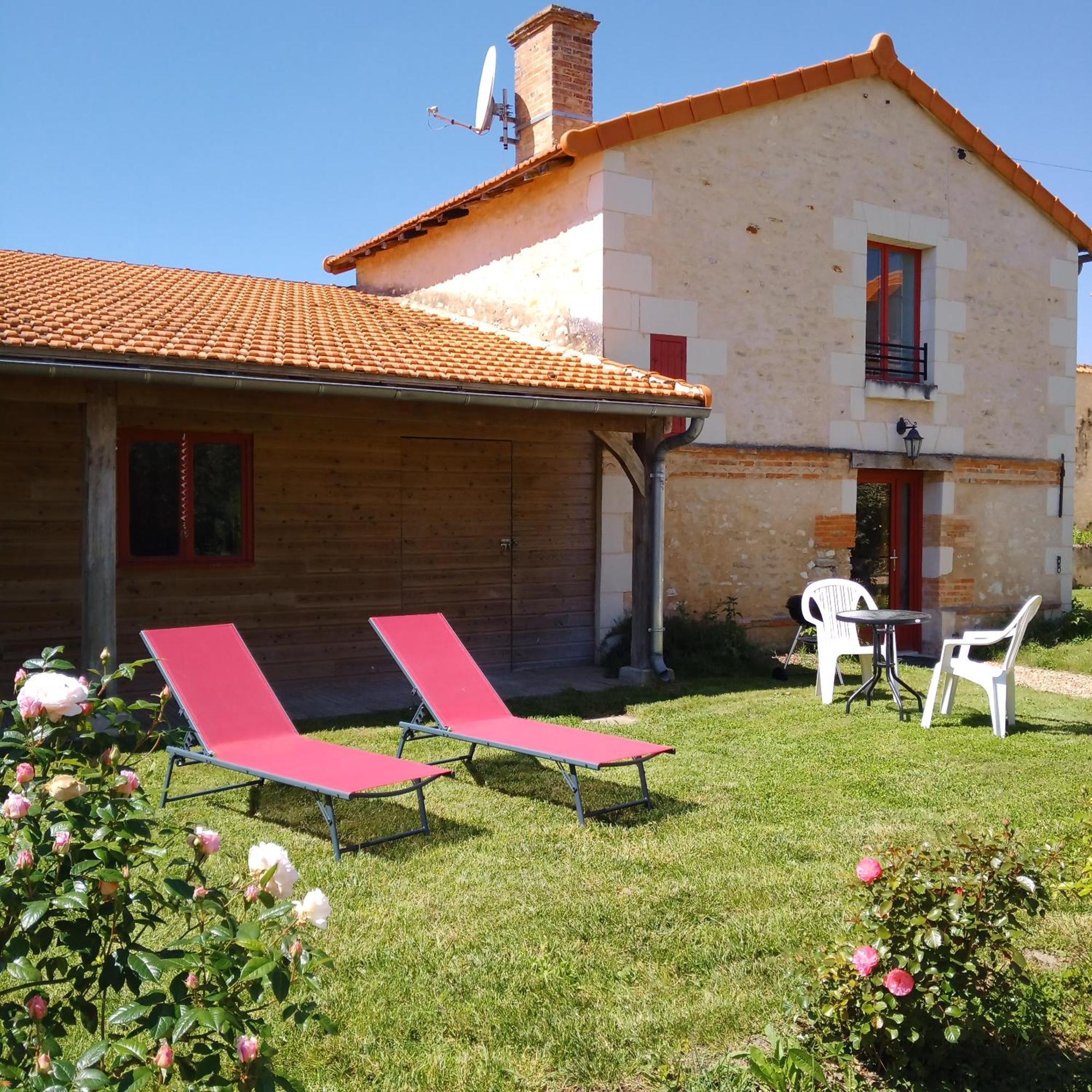 Villa Au Repos Des Elfes Braye-sous-Faye Esterno foto